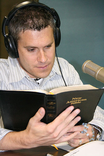 Mark-Hart-with-the-Word Mark Hart – The Bible Geek “Answers from the Word” and more